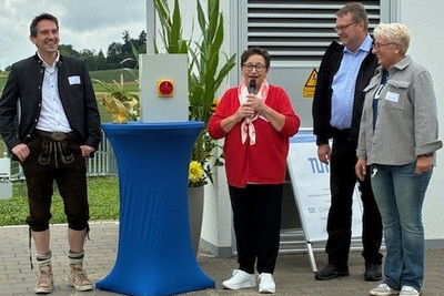 Solar_Tracker_Anlage_Freising_Einweihung